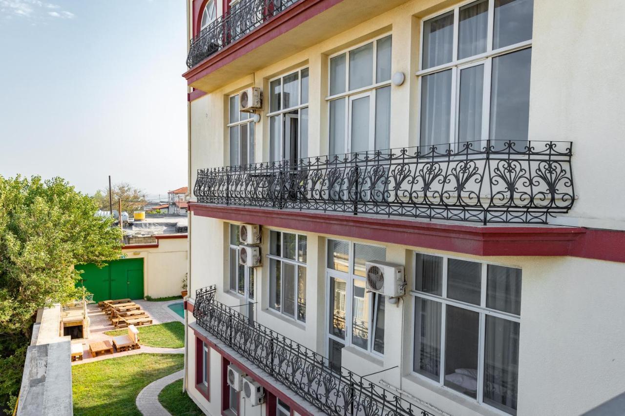 Red Roof Hotel Баку Экстерьер фото